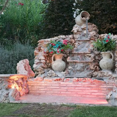 La Vecchia Fontana Del Convento Frühstückspension *