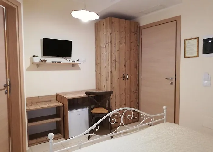 La Vecchia Fontana Del Convento 3*